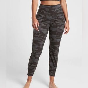 Athleta Salutation High Rise Jogger Camo